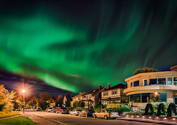 Aurora Over Sask Cres 2